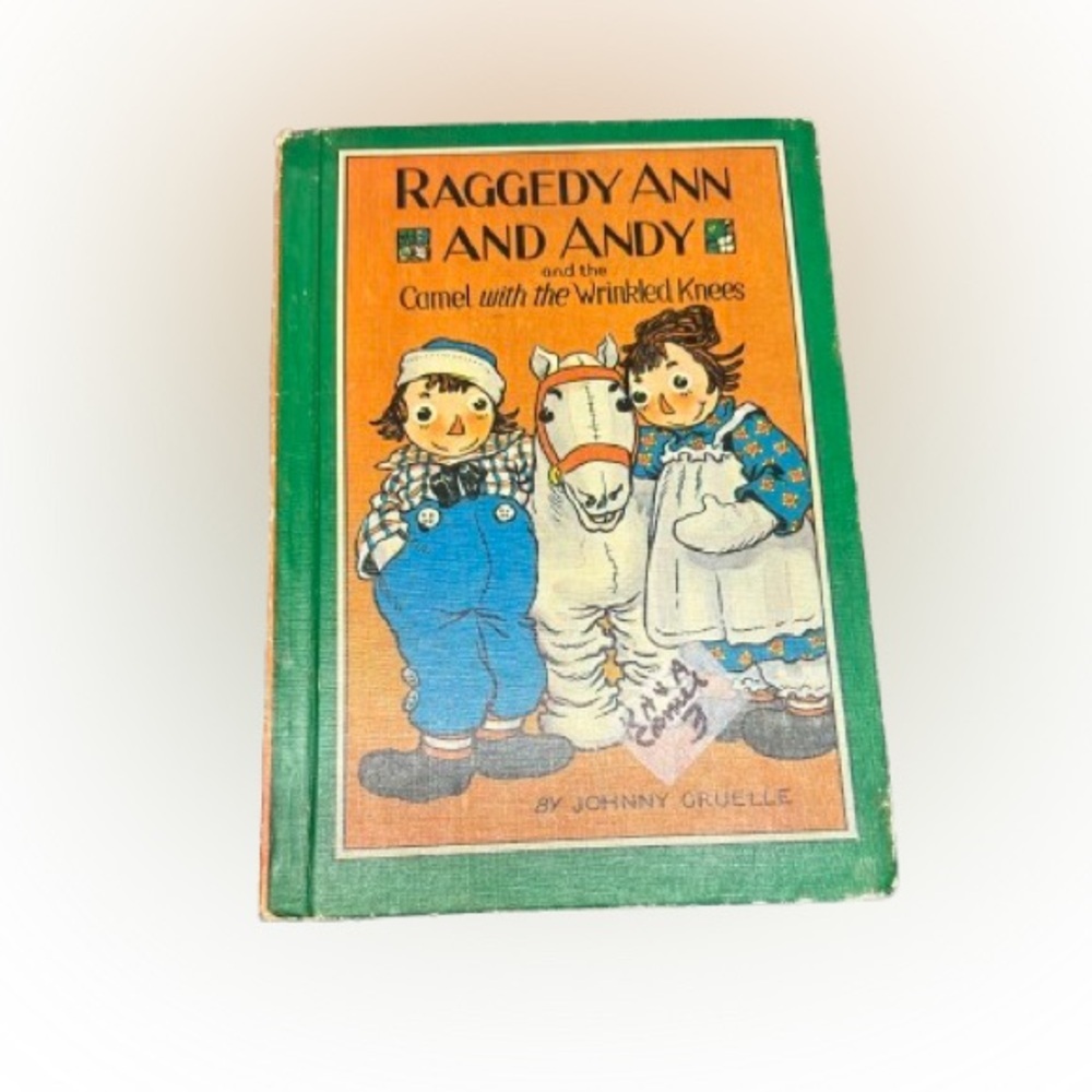 Raggedy Ann and Andy & the Camel with the Wrinkled Knees 1960 Johnny Gruelle